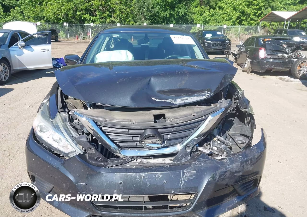 2018 Nissan Altima 2.5 S VIN:1N4AL3AP8JC257549 - 12