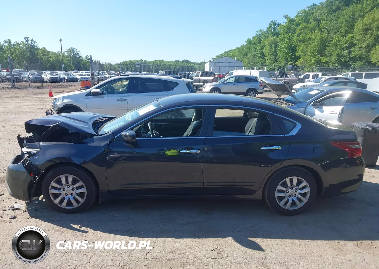 2018 Nissan Altima 2.5 S VIN:1N4AL3AP8JC257549 - 14
