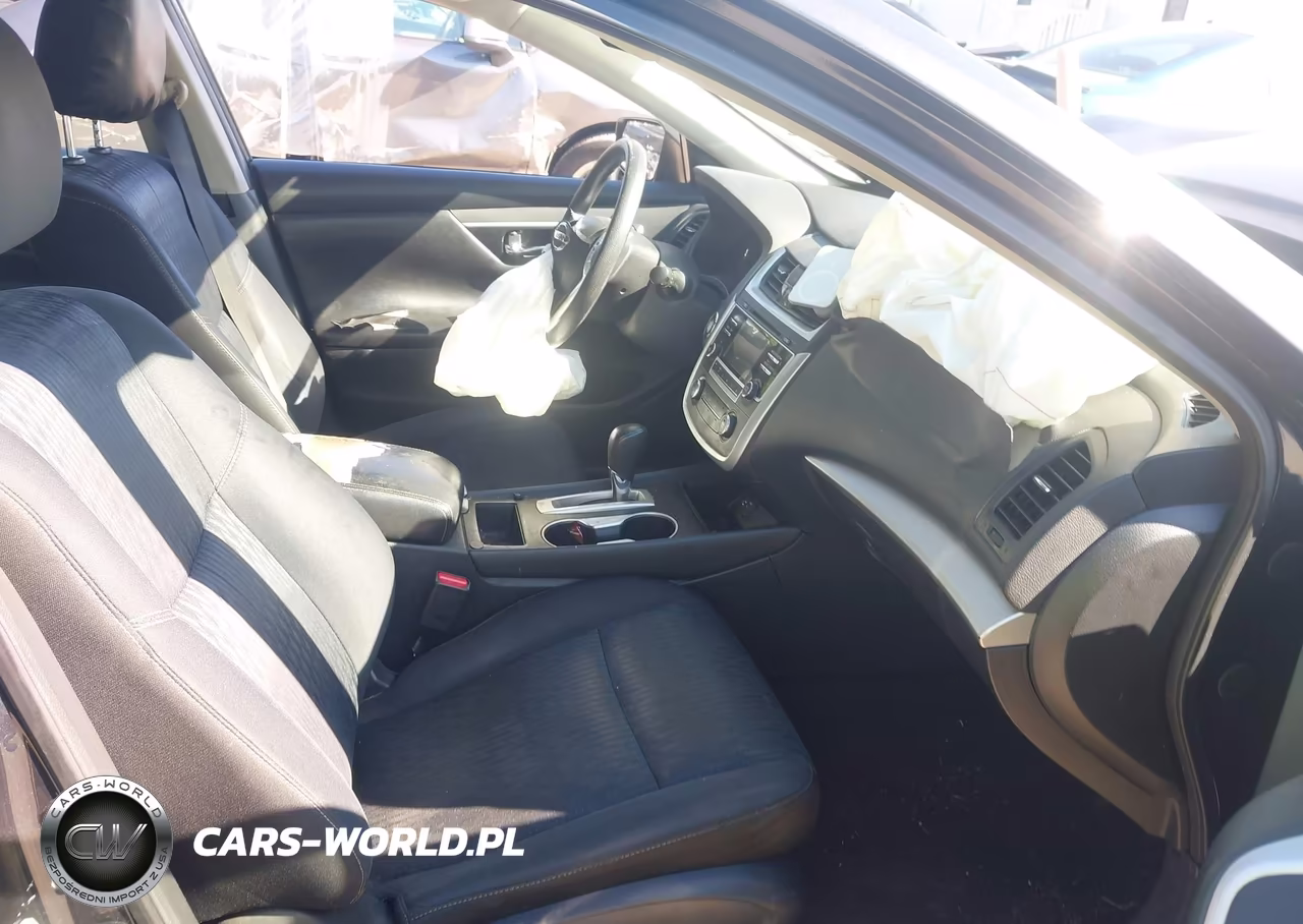 2018 Nissan Altima 2.5 S VIN:1N4AL3AP8JC257549 - 5