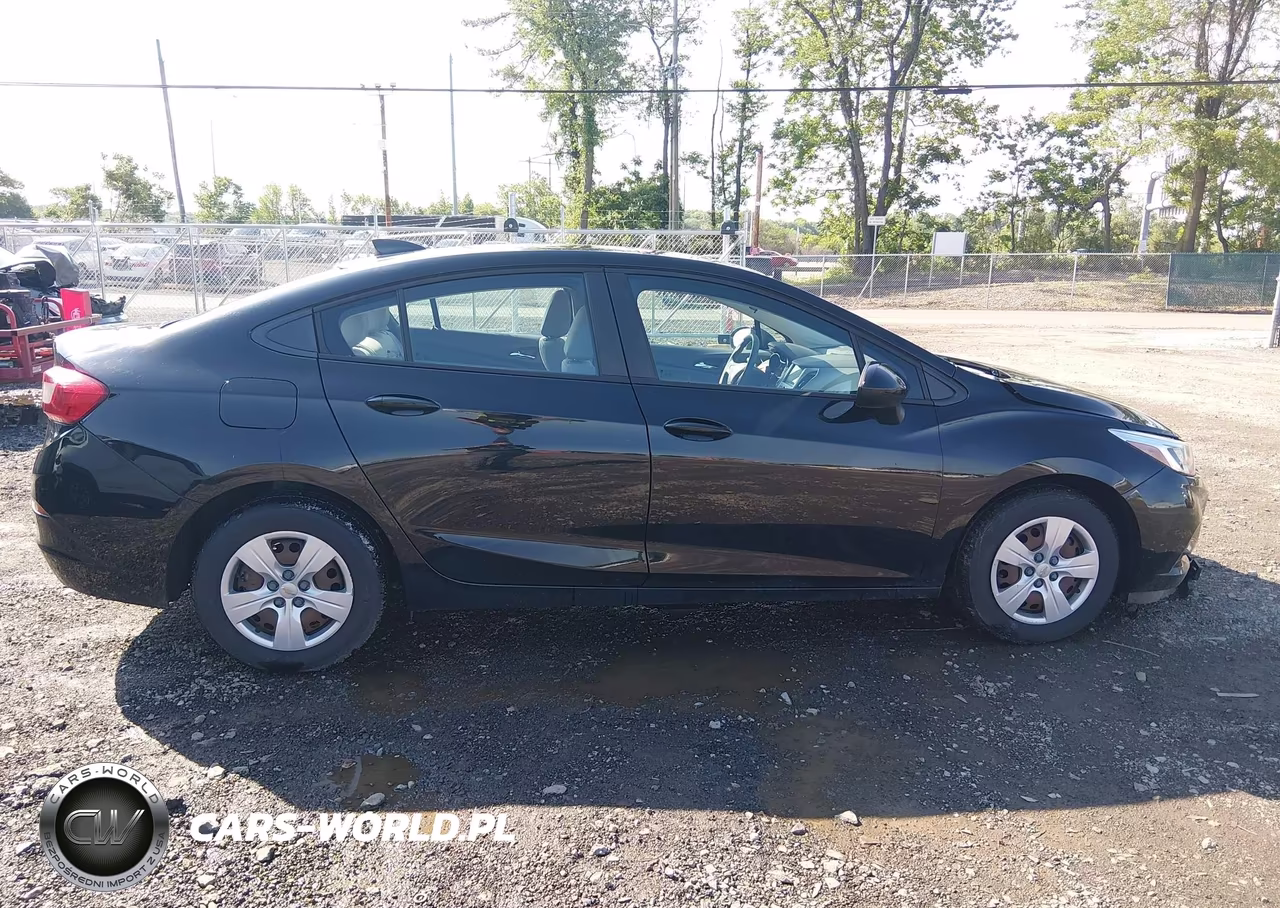 2018 Chevrolet Cruze Ls Auto VIN:1G1BC5SM2J7179396 - 13