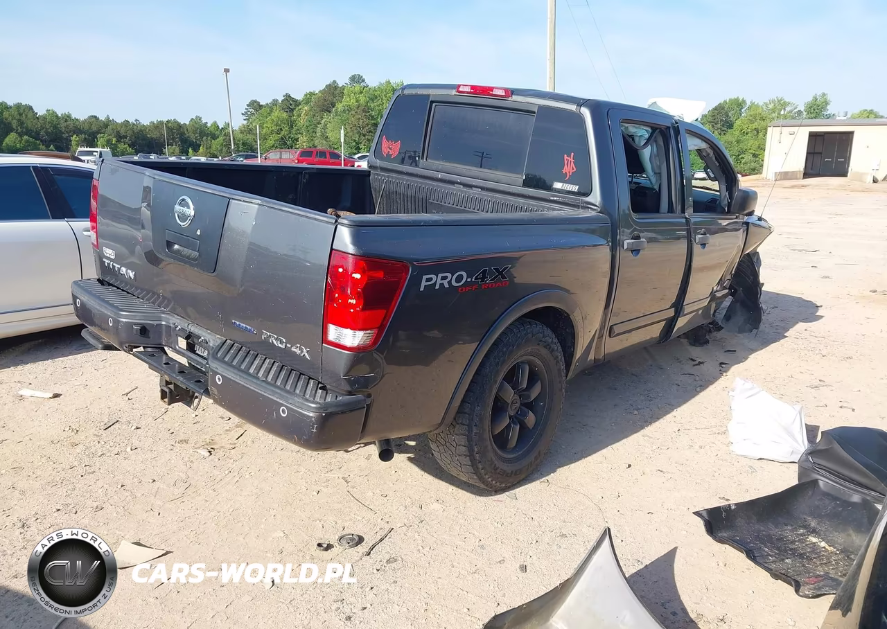 2012 Nissan Titan Pro-4X VIN:1N6BA0EC7CN305606 - 4