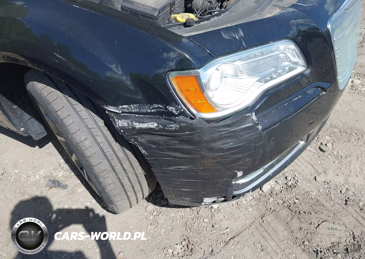 2014 Chrysler 300 VIN:2C3CCAAG0EH273131 - 6