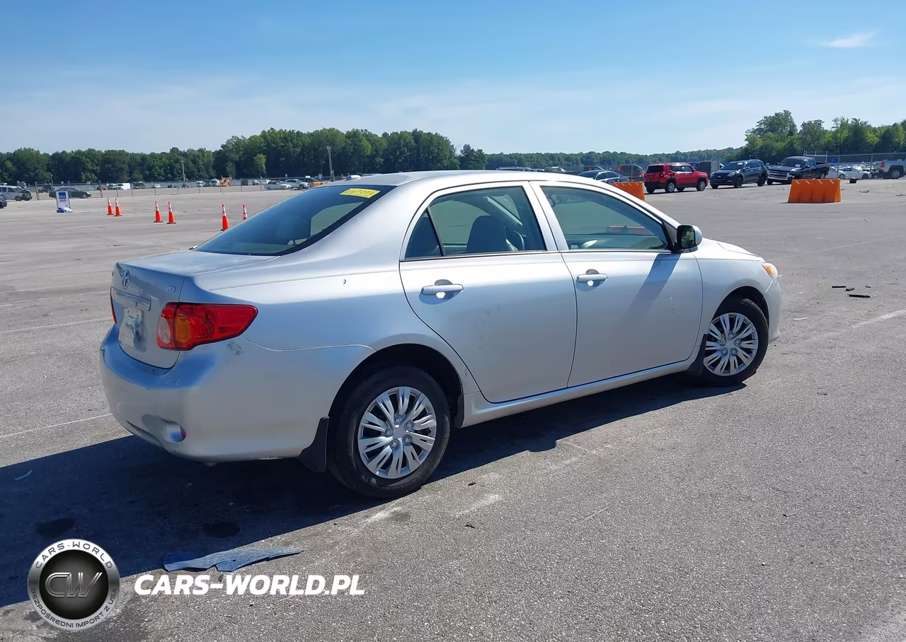 2010 Toyota Corolla Le VIN:JTDBU4EE7AJ067070 - 4