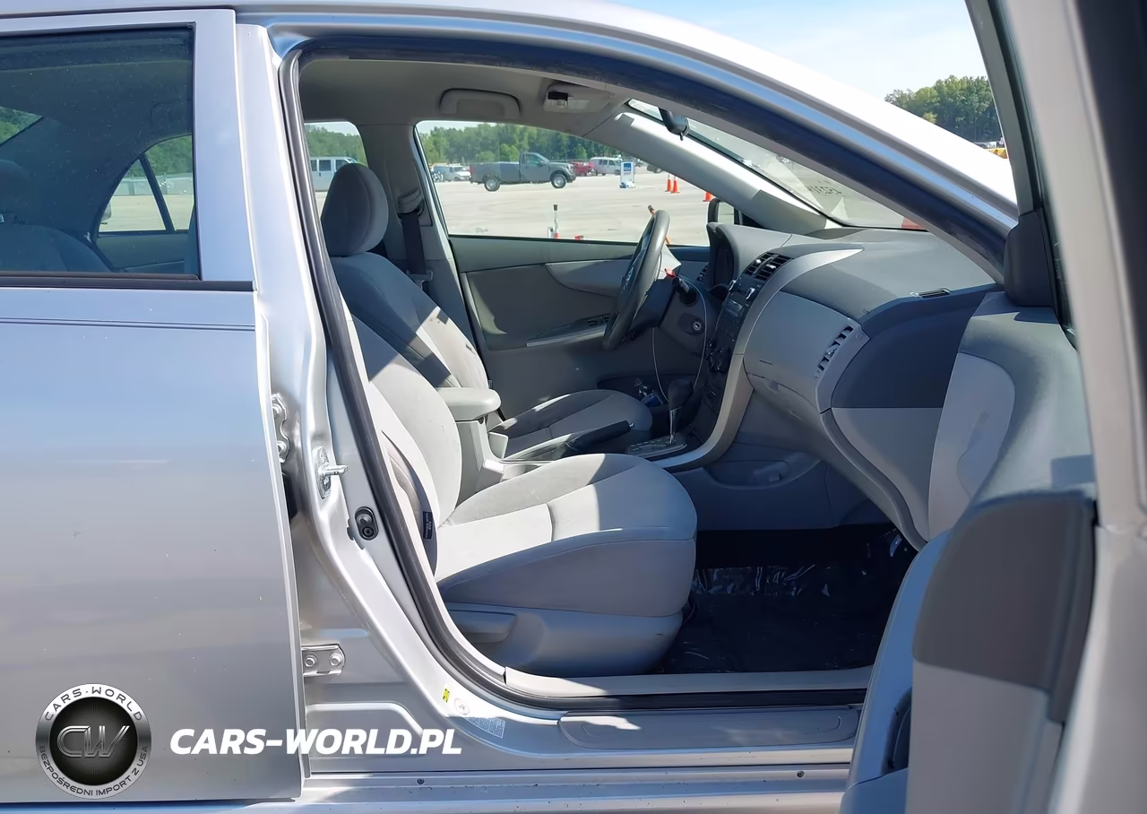 2010 Toyota Corolla Le VIN:JTDBU4EE7AJ067070 - 5