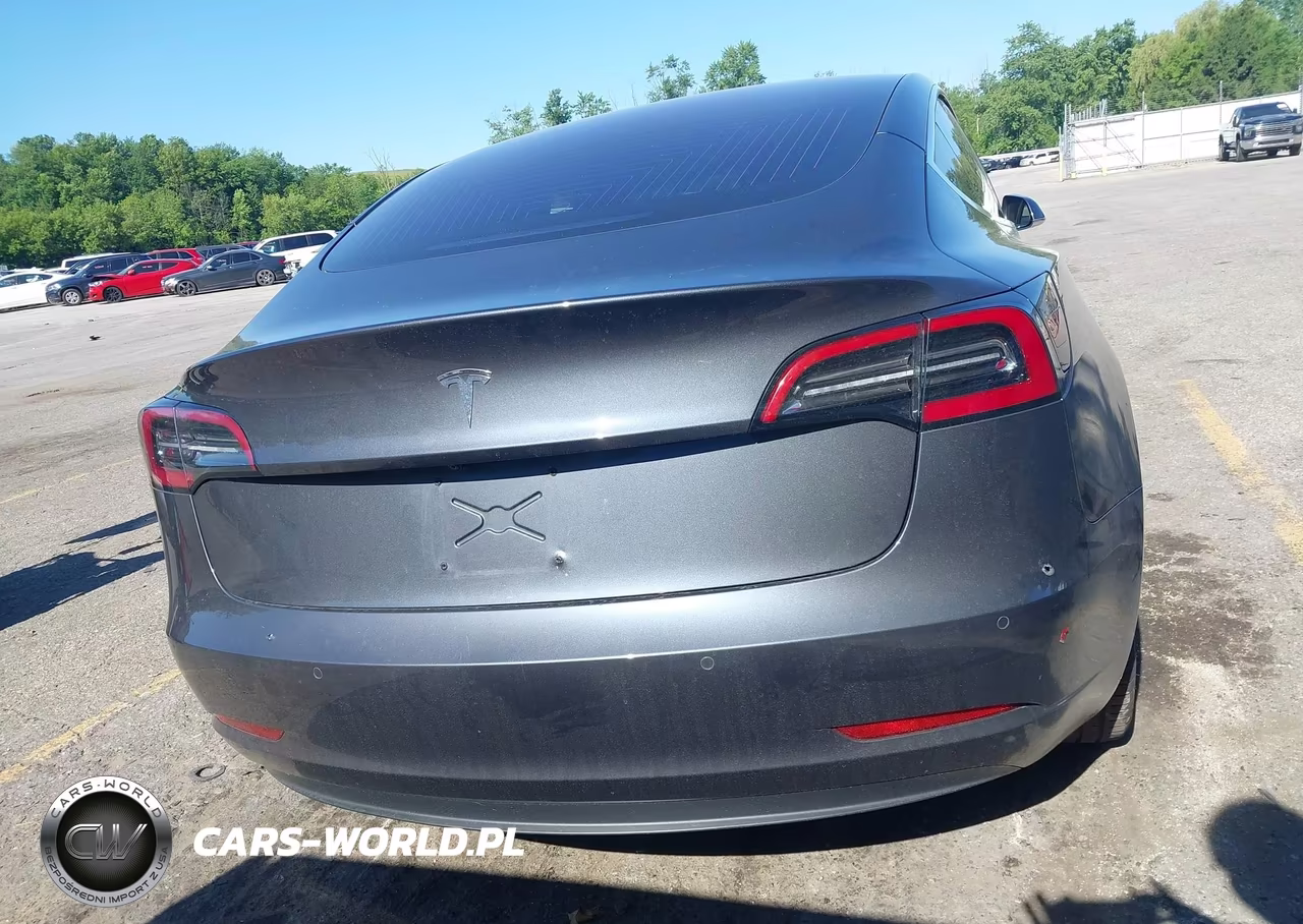 2018 Tesla Model 3 Long Range-Mid Range VIN:5YJ3E1EA1JF002817 - 16