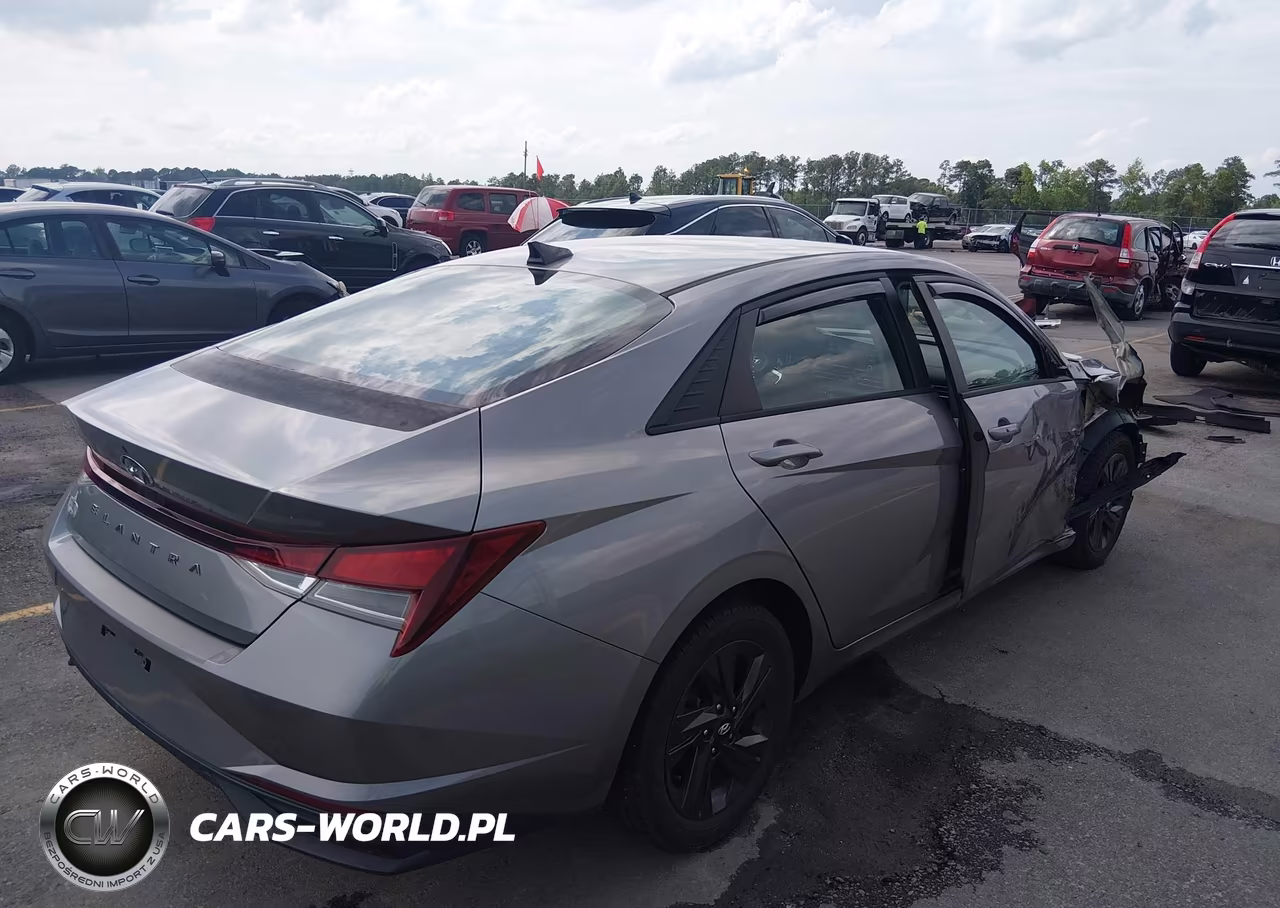 2022 Hyundai Elantra Sel VIN:KMHLS4AG7NU253564 - 4