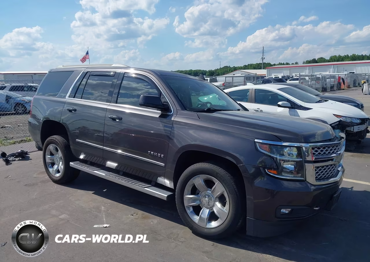 2017 Chevrolet Tahoe Lt – zdjęcie 1 z 17