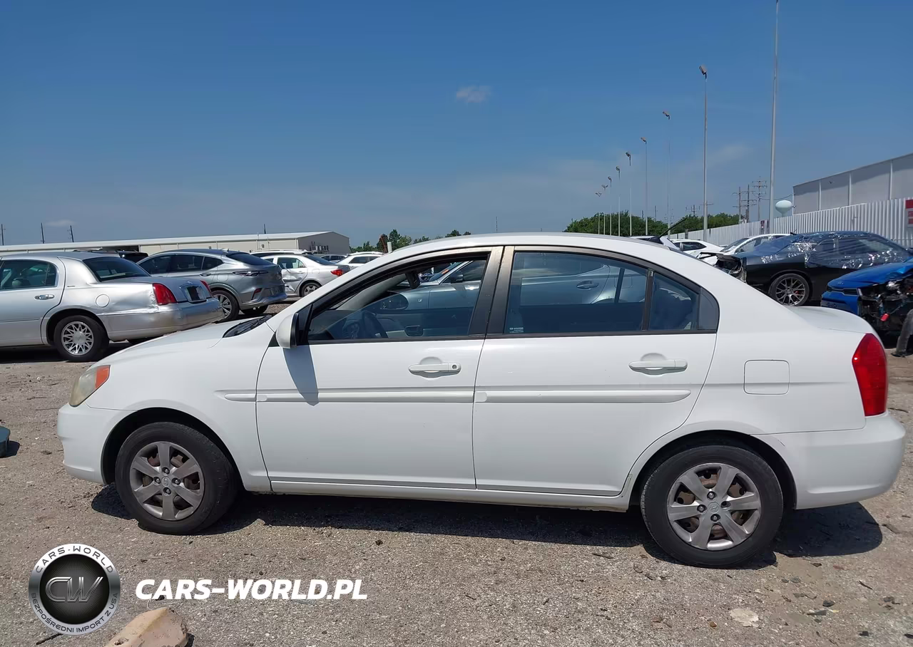 2009 Hyundai Accent Gls VIN:KMHCN46CX9U387357 - 14