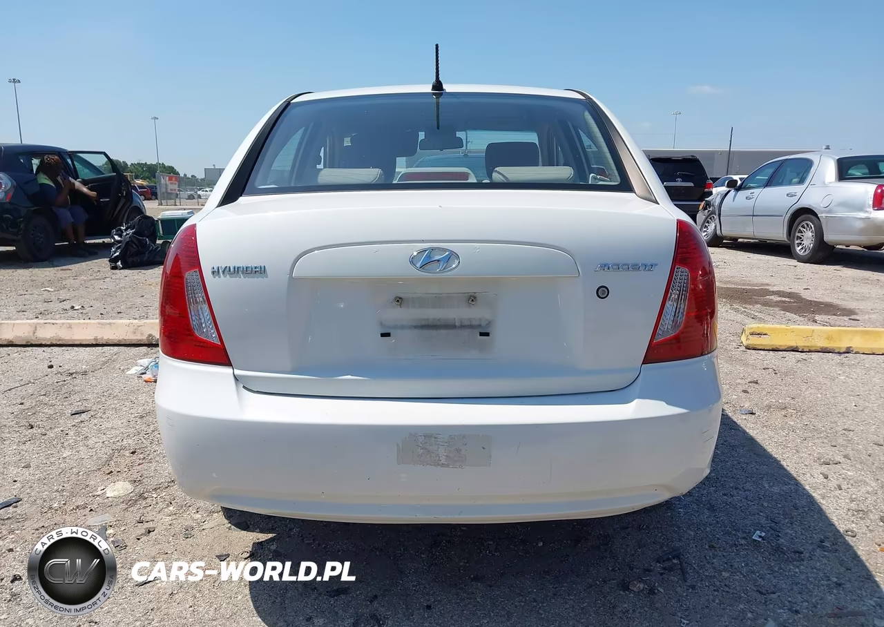 2009 Hyundai Accent Gls VIN:KMHCN46CX9U387357 - 16