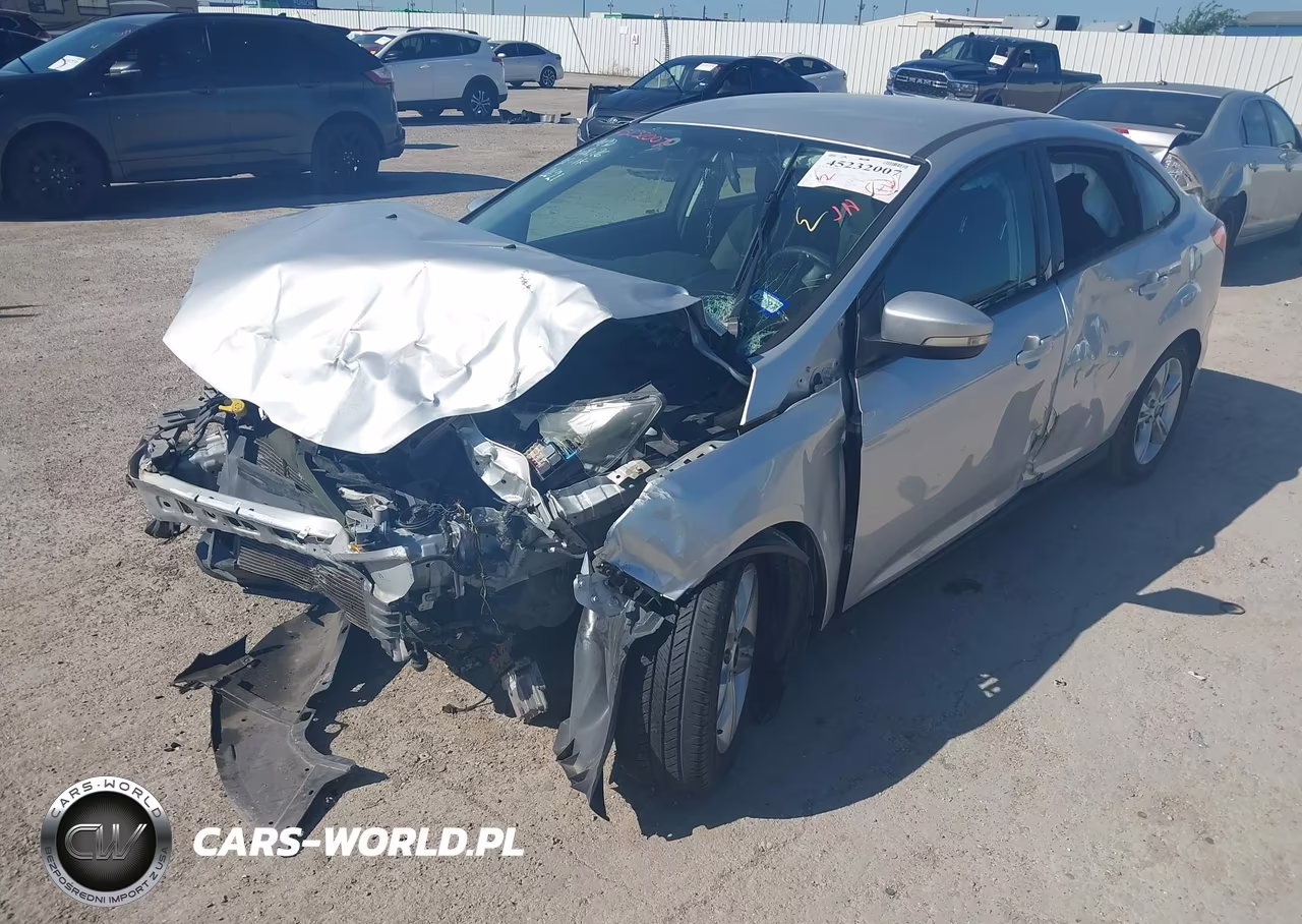 2014 Ford Focus Se VIN:1FADP3F24EL412621 - 2