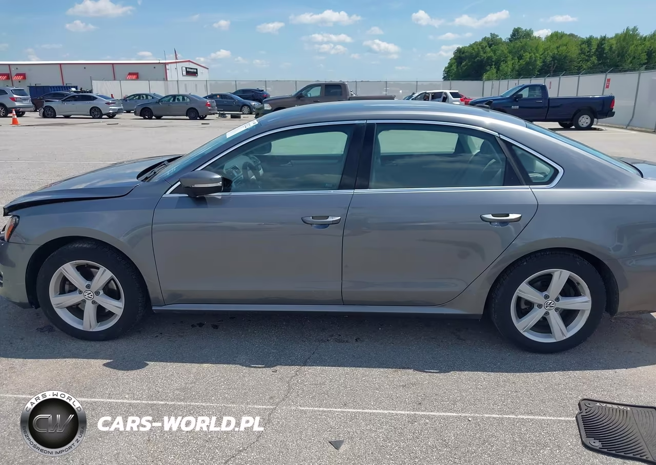 2015 Volkswagen Passat 1.8T Limited Edition VIN:1VWAS7A32FC113145 - 15