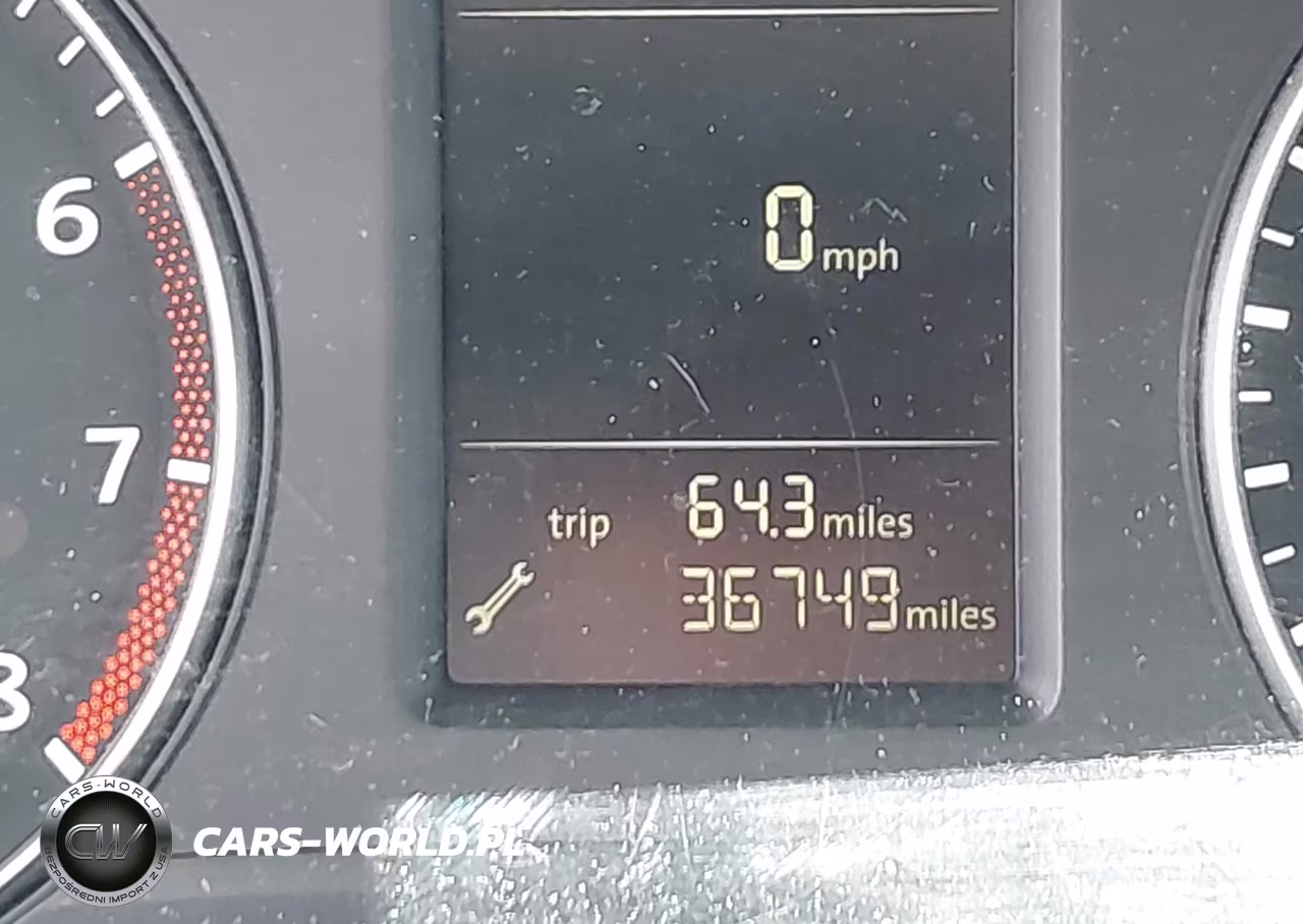 2015 Volkswagen Passat 1.8T Limited Edition VIN:1VWAS7A32FC113145 - 16