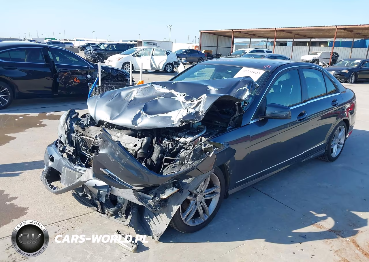 2014 Mercedes-Benz C 250 Sport VIN:WDDGF4HB9EG211812 - 18