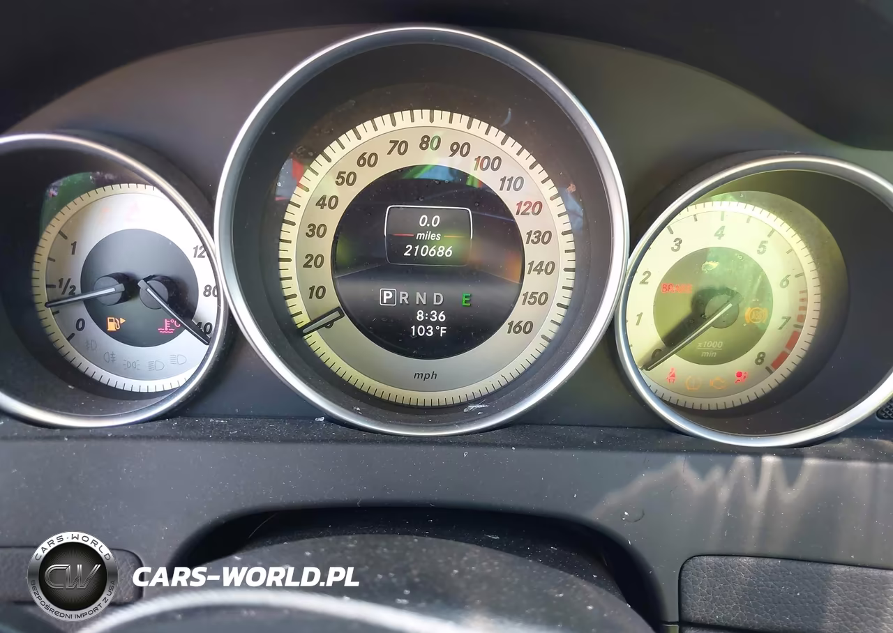 2014 Mercedes-Benz C 250 Sport VIN:WDDGF4HB9EG211812 - 7