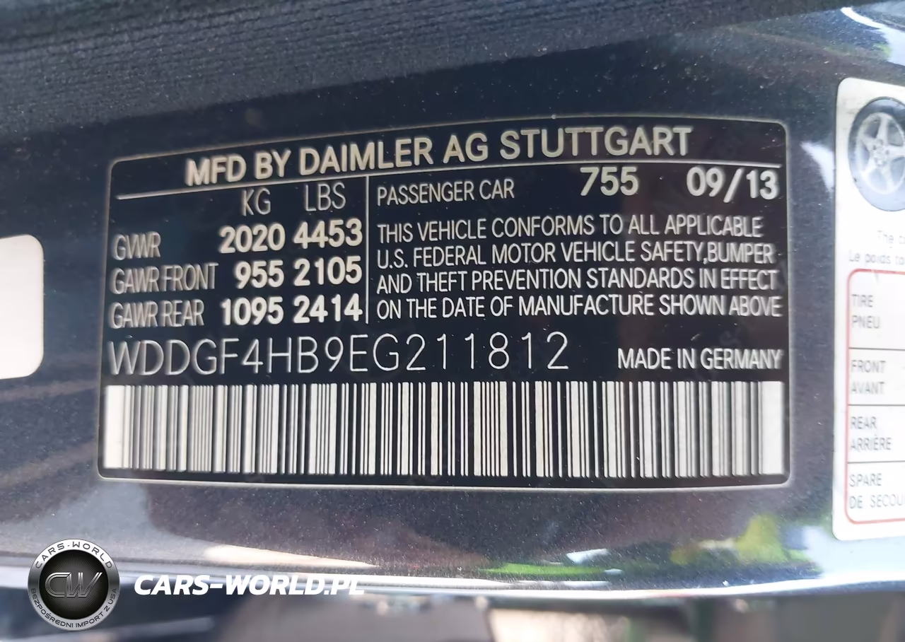 2014 Mercedes-Benz C 250 Sport VIN:WDDGF4HB9EG211812 - 9