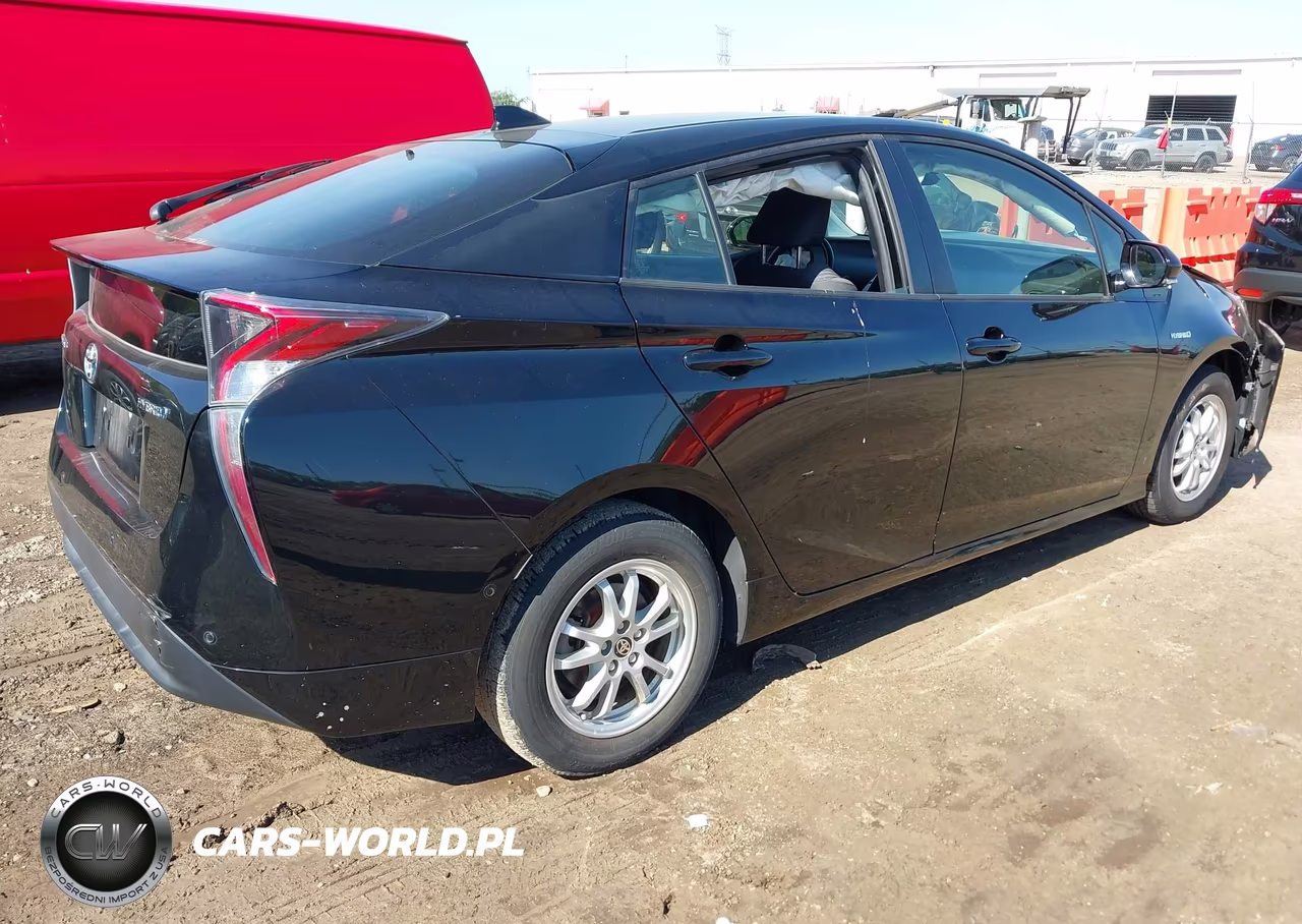 2018 Toyota Prius Three VIN:JTDKARFU8J3054599 - 4