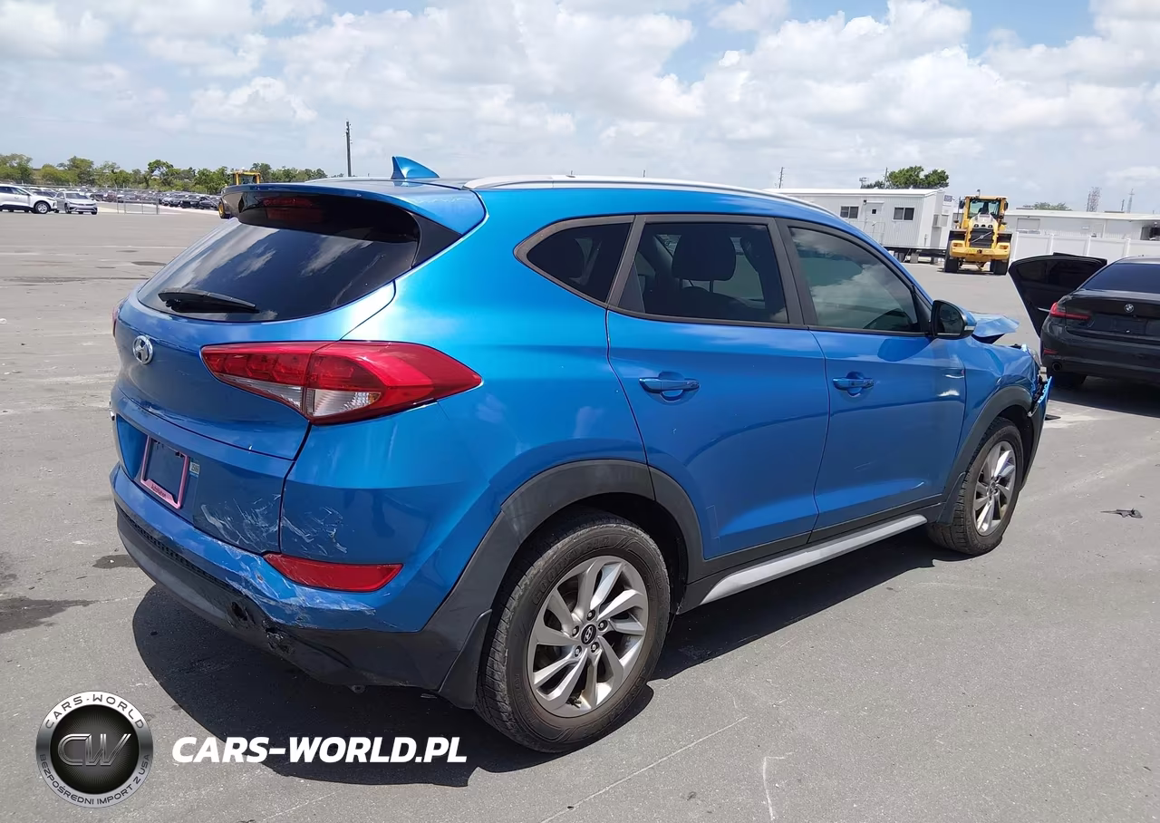 2018 Hyundai Tucson Sel Plus VIN:KM8J33A45JU601103 - 4