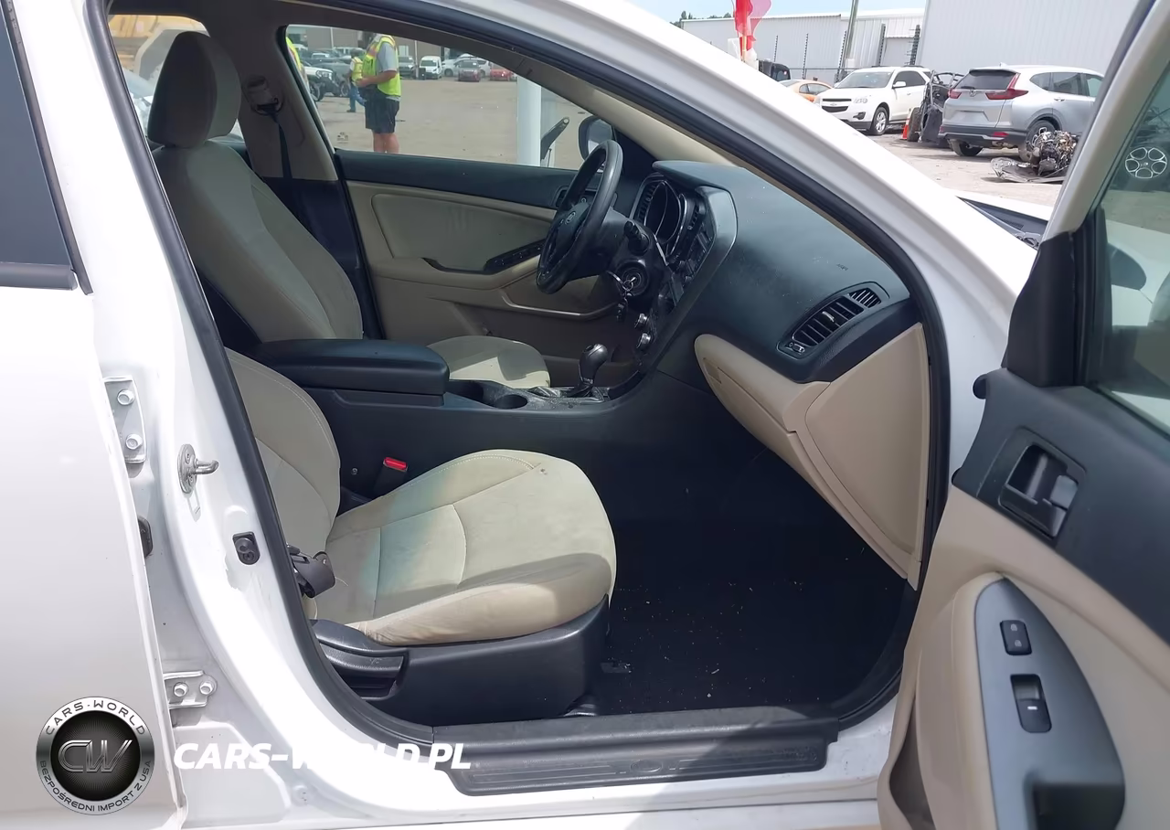 2012 Kia Optima Lx VIN:5XXGM4A72CG038371 - 5