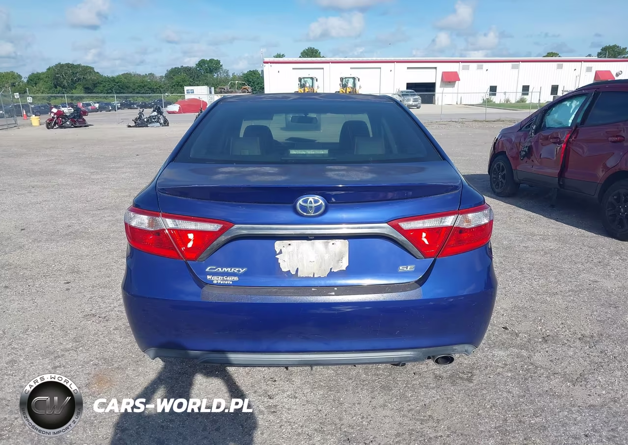 2015 Toyota Camry Se VIN:4T1BF1FK2FU881089 - 16
