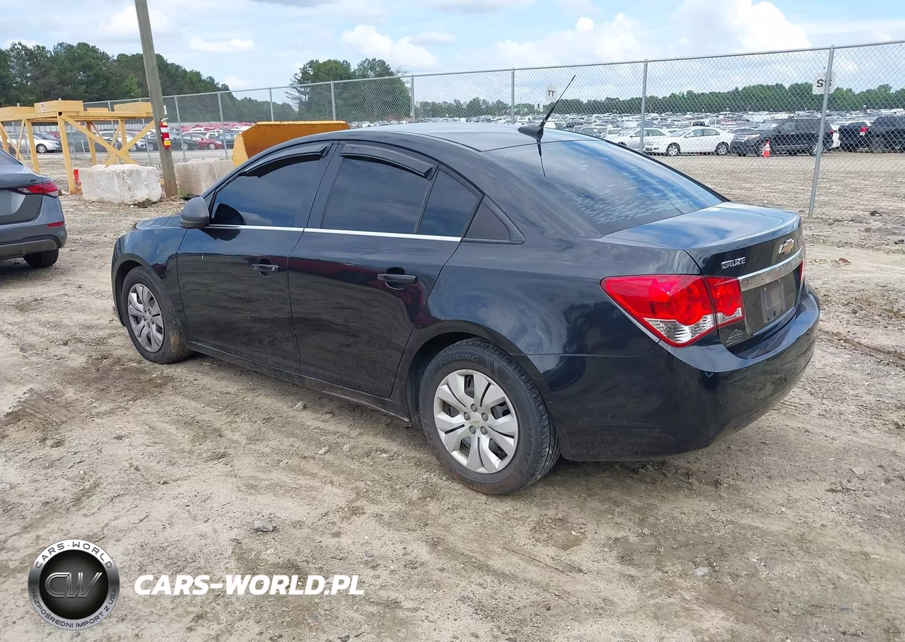 2012 Chevrolet Cruze Ls VIN:1G1PC5SH3C7338048 - 3
