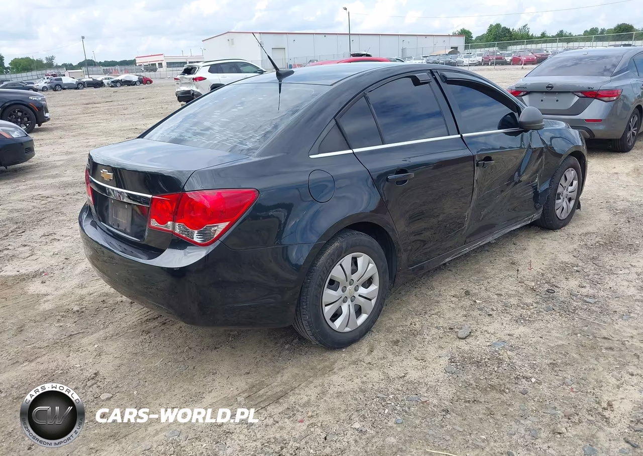 2012 Chevrolet Cruze Ls VIN:1G1PC5SH3C7338048 - 4