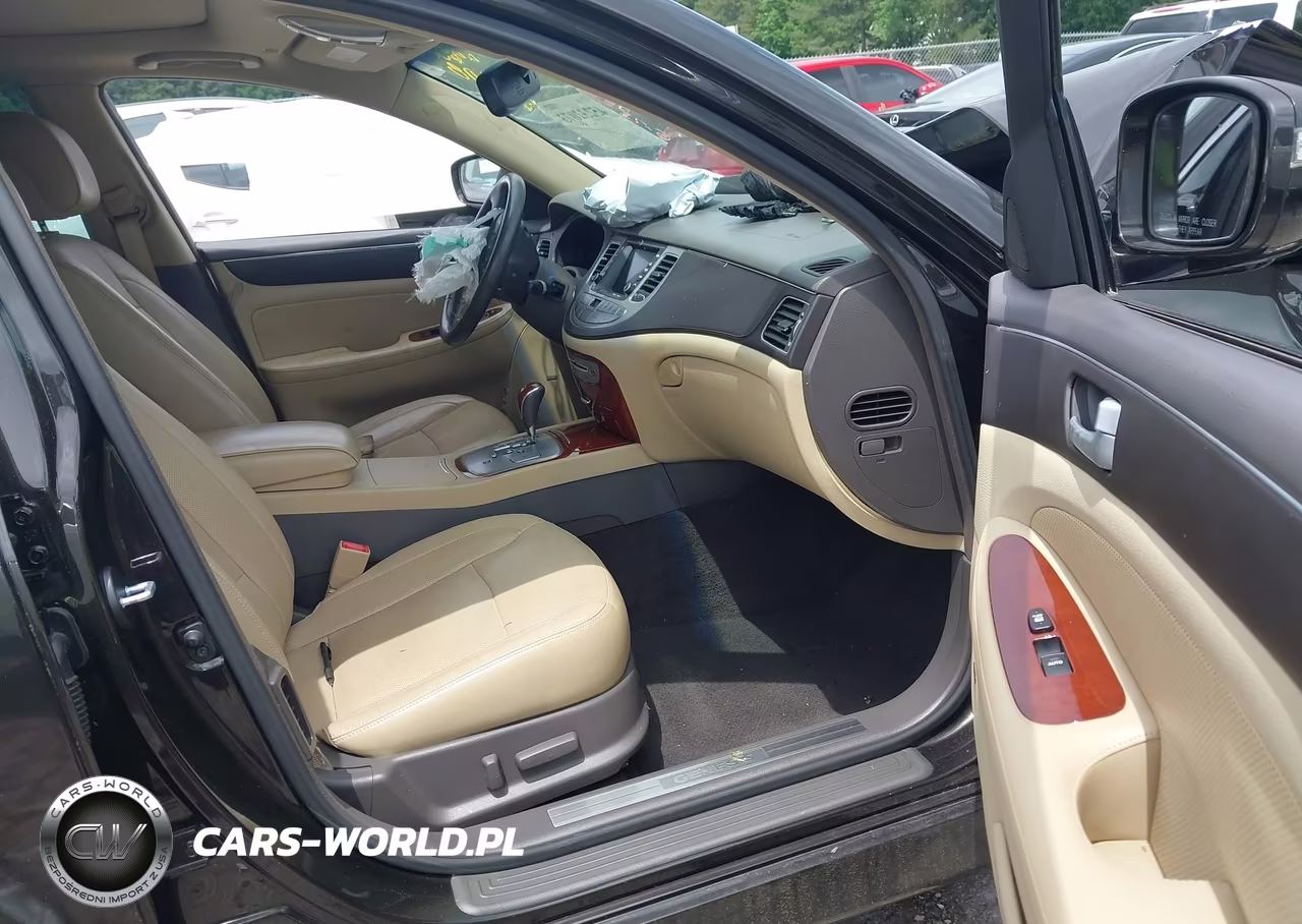 2014 Hyundai Genesis 3.8 VIN:KMHGC4DD0EU264308 - 5