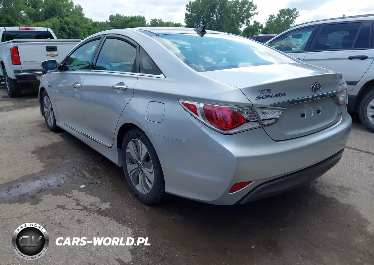 2013 Hyundai Sonata Hybrid Limited VIN:KMHEC4A49DA050249 - 3