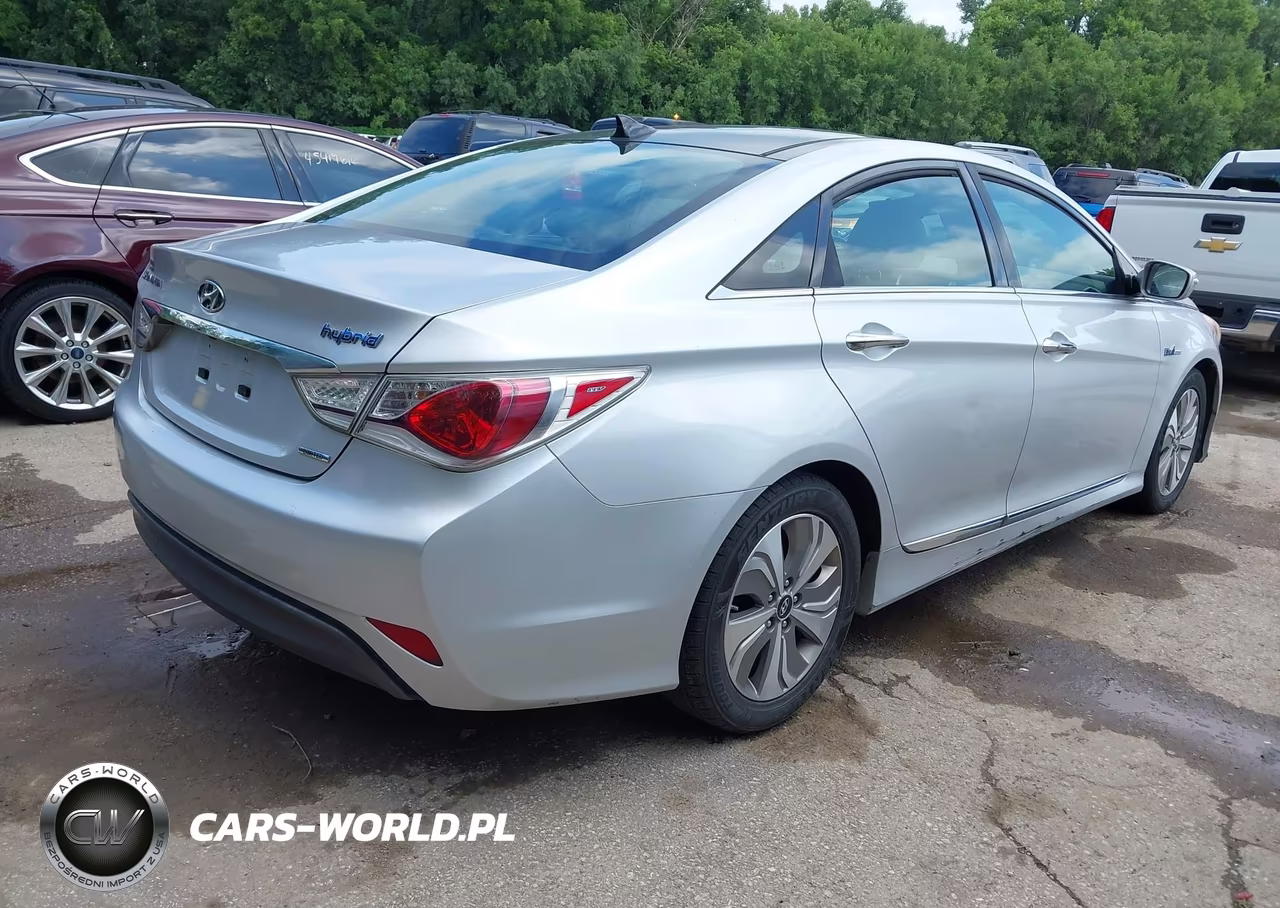 2013 Hyundai Sonata Hybrid Limited VIN:KMHEC4A49DA050249 - 4