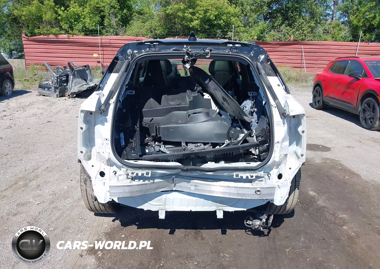 2025 Cadillac Optiq Luxury 2 Awd VIN:3GYK3DMR9SS150842 - 16