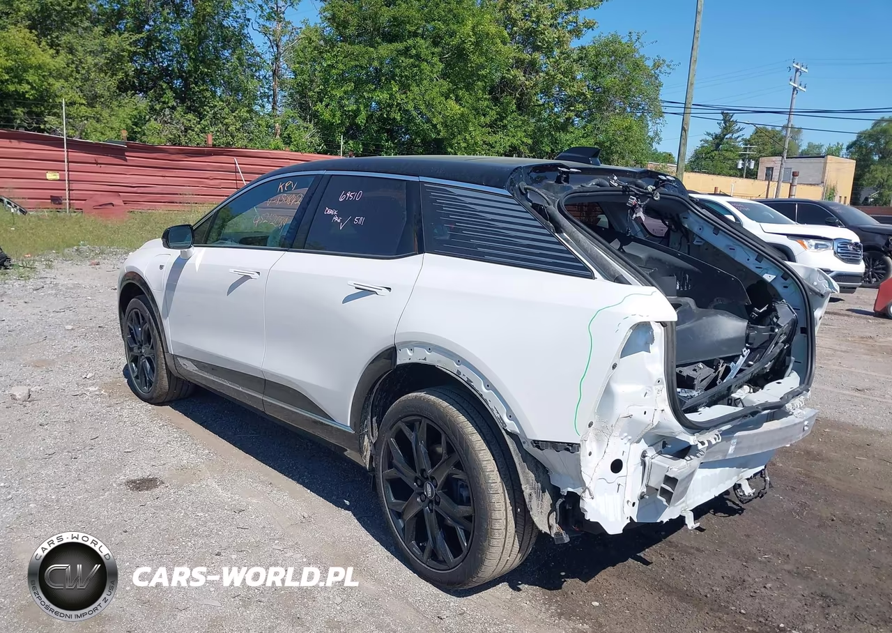 2025 Cadillac Optiq Luxury 2 Awd VIN:3GYK3DMR9SS150842 - 3