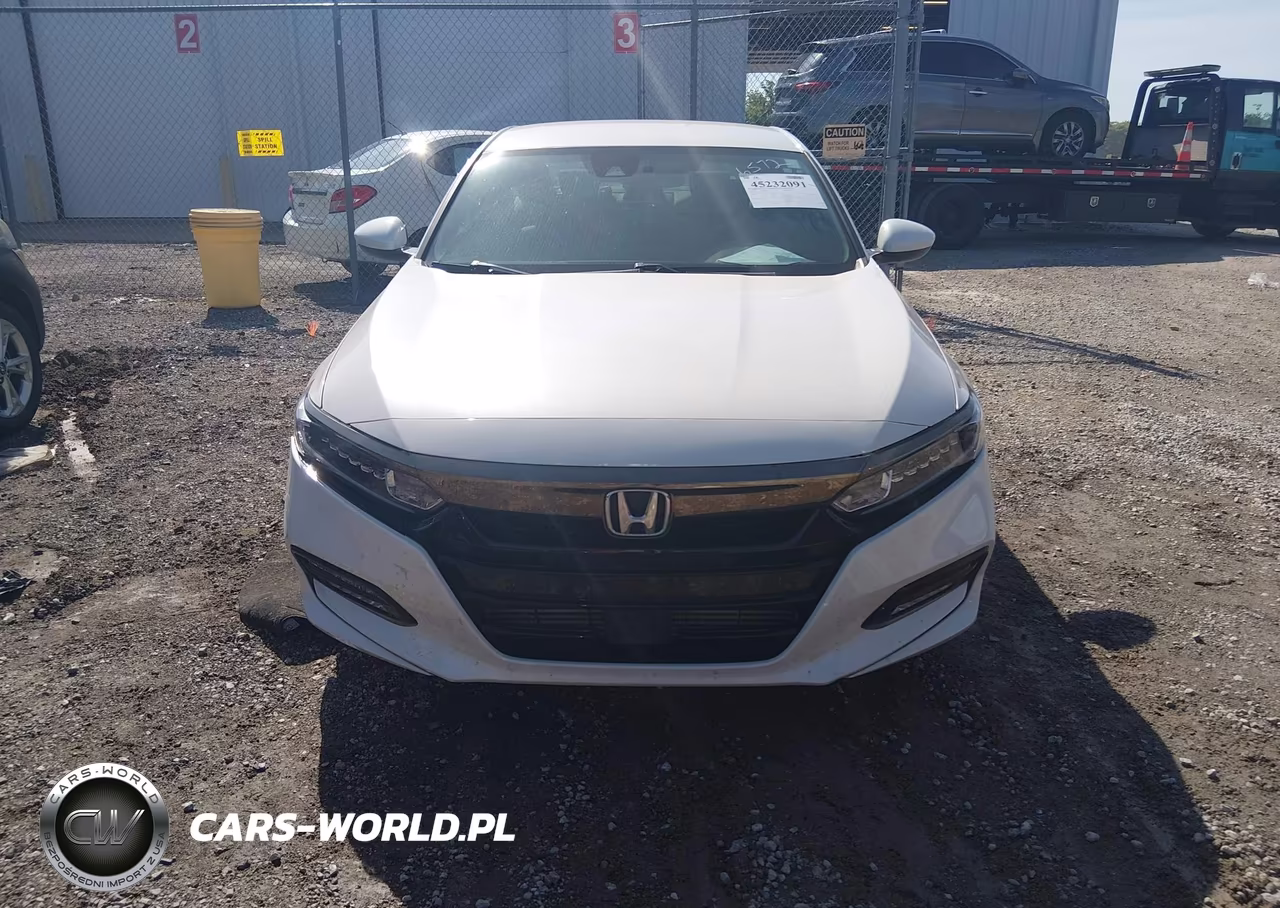 2018 Honda Accord Sport VIN:1HGCV1F33JA186572 - 10