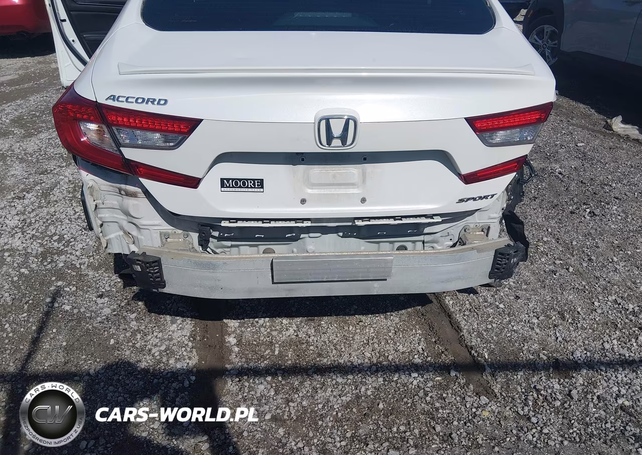 2018 Honda Accord Sport VIN:1HGCV1F33JA186572 - 5