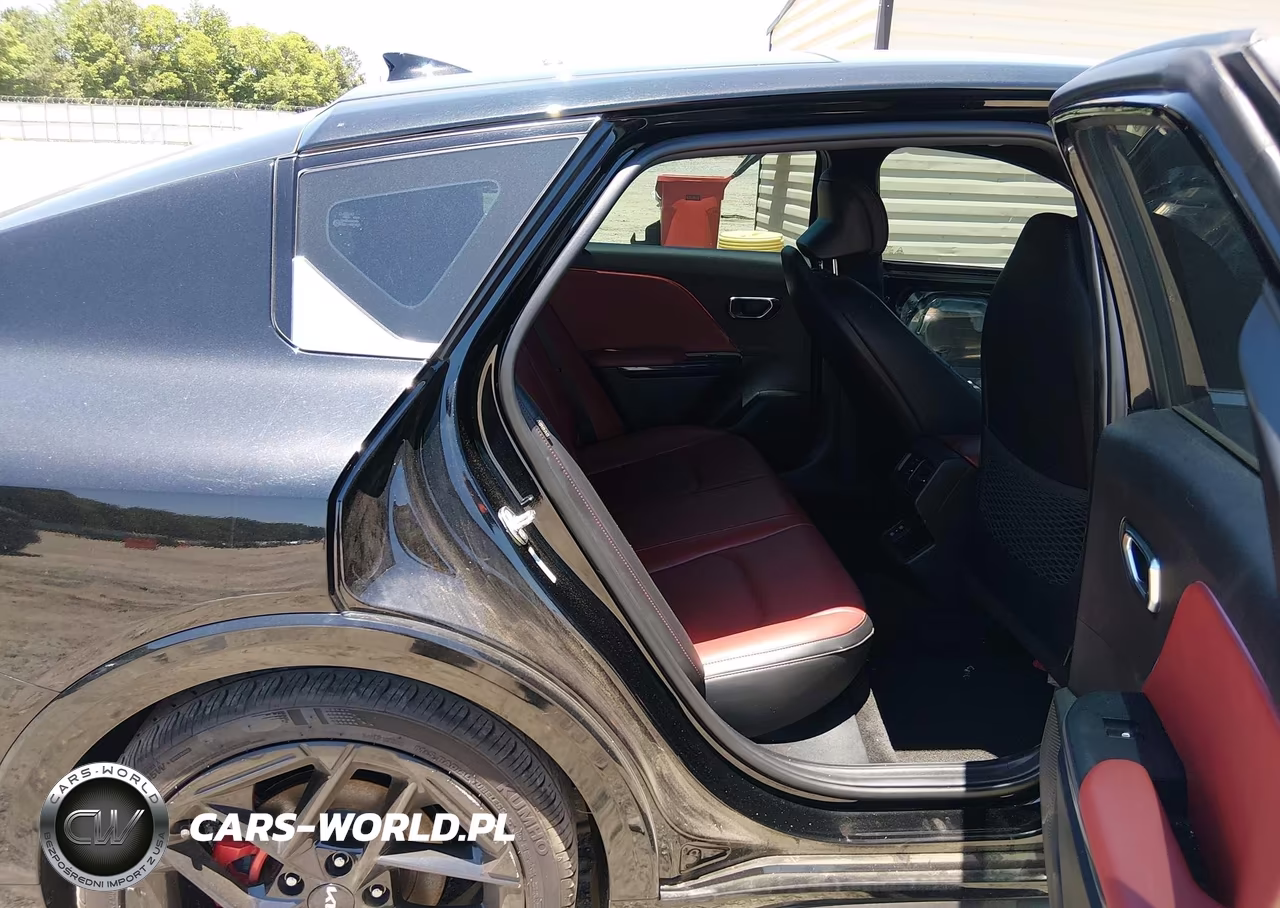 2025 Kia K4 Gt-Line Turbo VIN:3KPFW4DC6SE166666 - 8