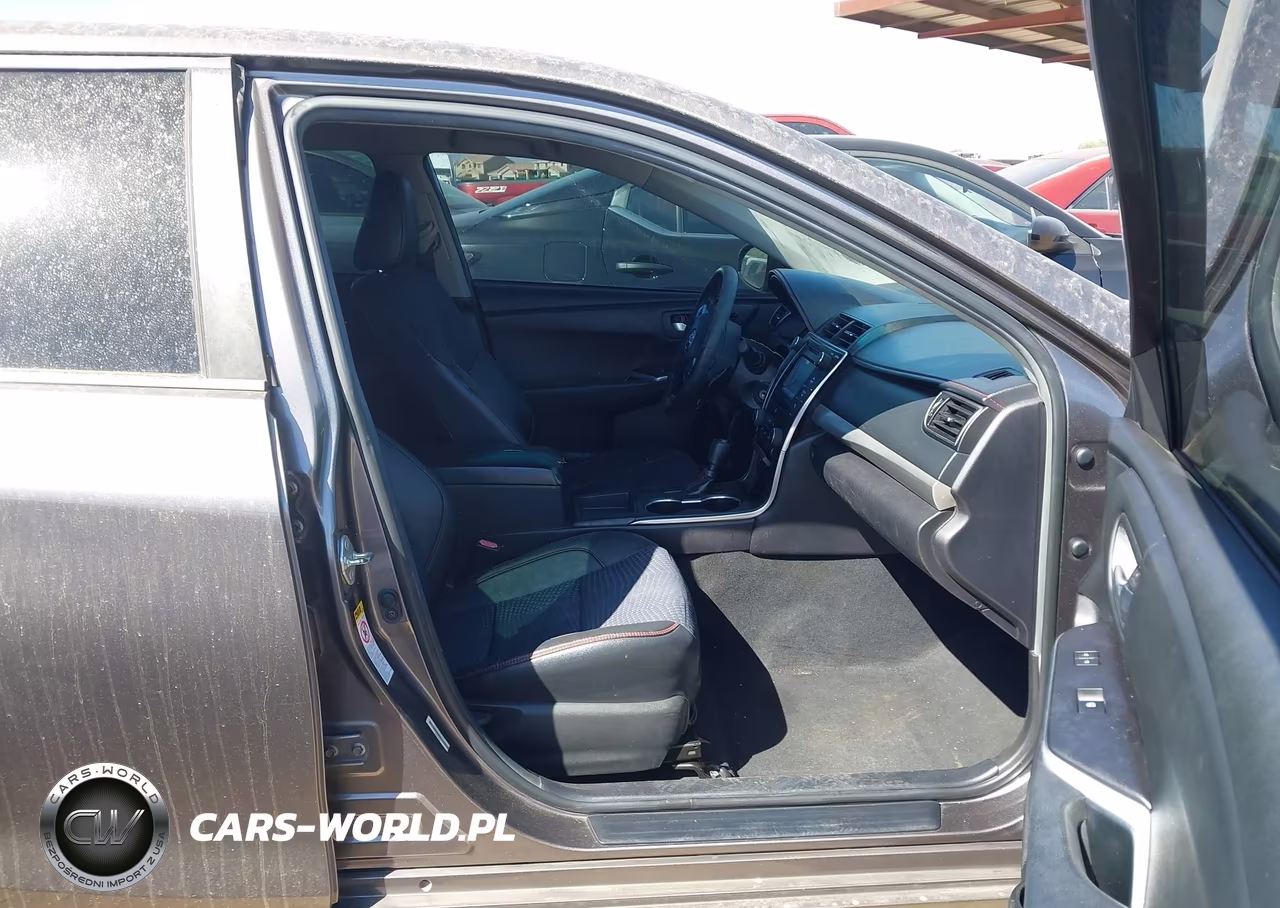 2015 Toyota Camry Se VIN:4T1BF1FK4FU960683 - 5