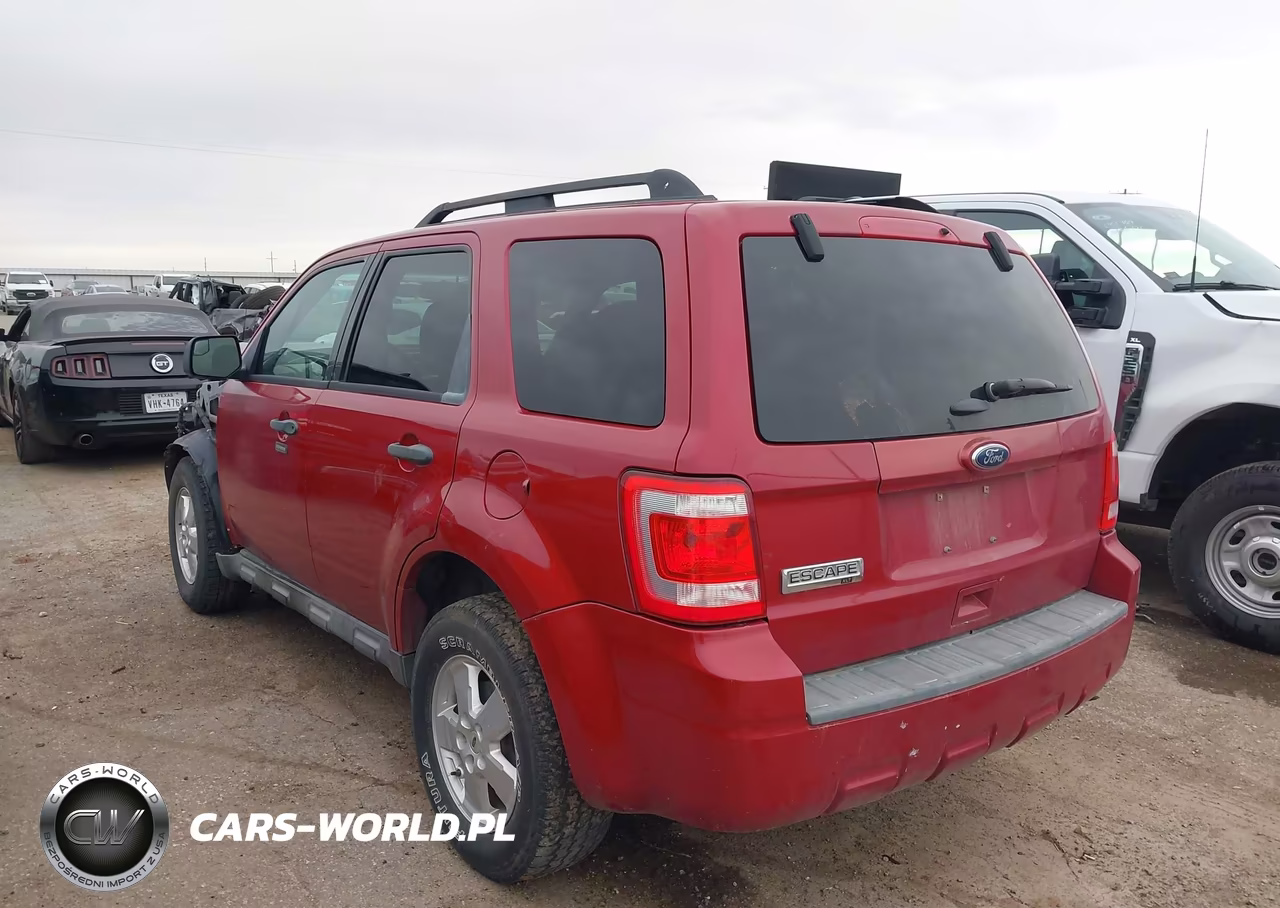 2011 Ford Escape Xlt VIN:1FMCU9D76BKB26072 - 3