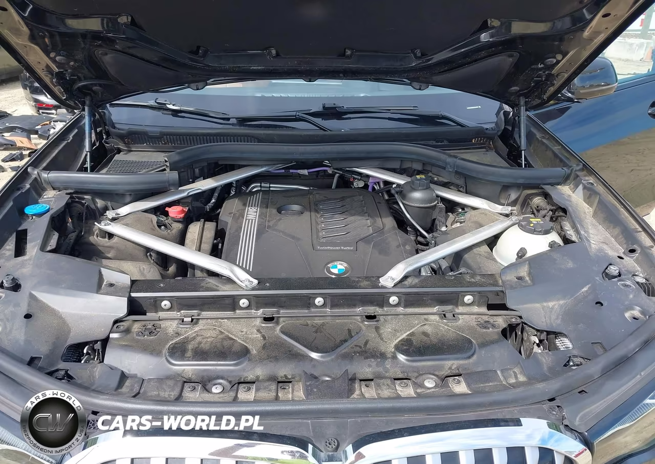 2022 BMW X7 xDrive40I VIN:5UXCW2C0XN9L04070 - 10