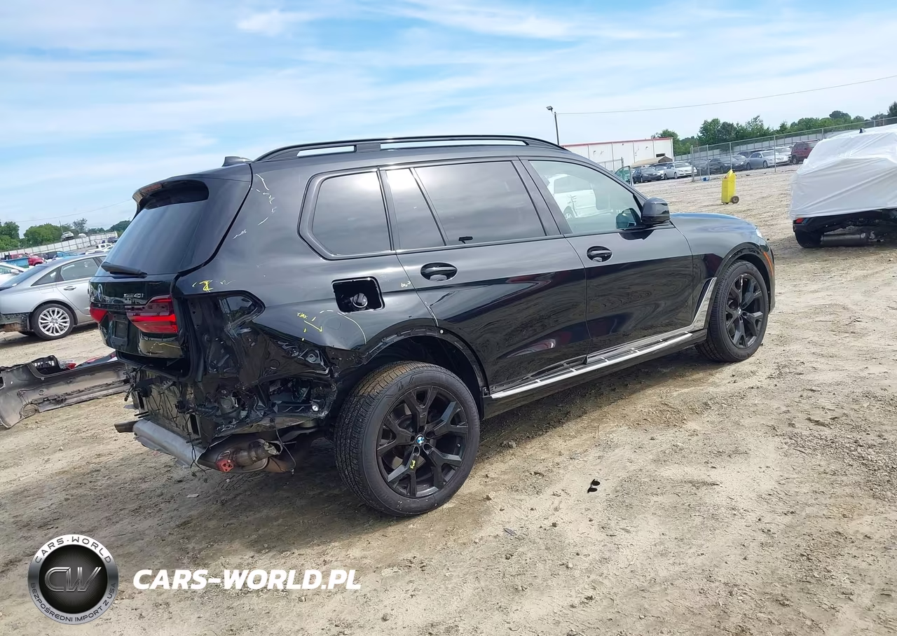 2022 BMW X7 xDrive40I VIN:5UXCW2C0XN9L04070 - 4