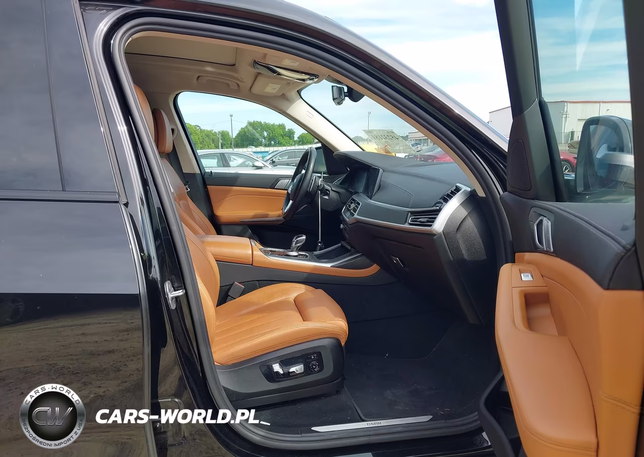 2022 BMW X7 xDrive40I VIN:5UXCW2C0XN9L04070 - 5