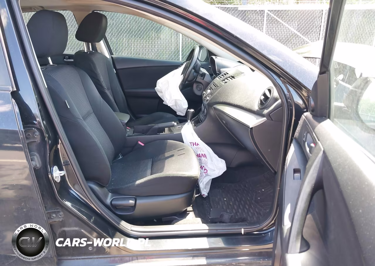 2013 Mazda Mazda3 I Touring VIN:JM1BL1LP3D1739958 - 5