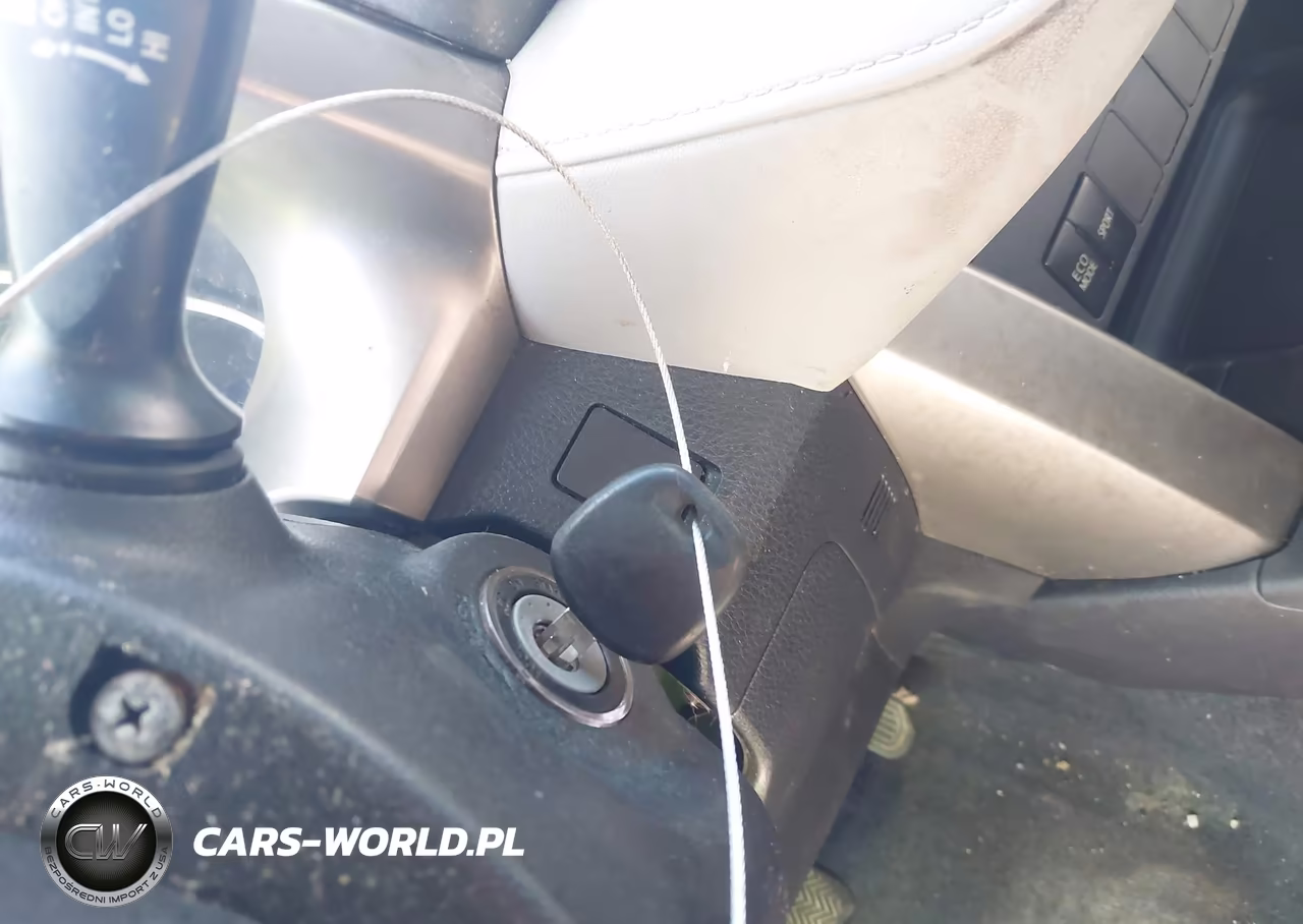 2015 Toyota Rav4 Le VIN:JTMBFREVXFD114623 - 11
