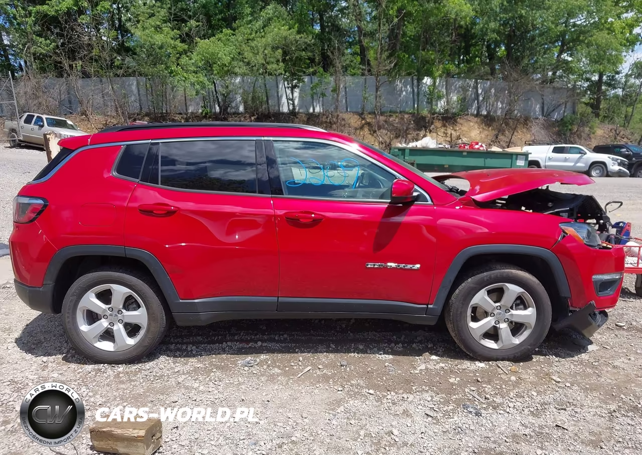 2018 Jeep Compass Latitude 4X4 VIN:3C4NJDBB3JT470214 - 13