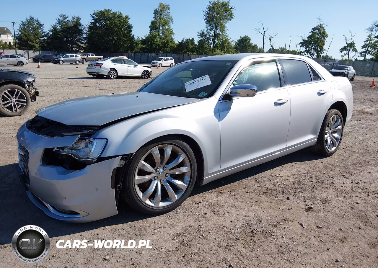 2021 Chrysler 300 Touring L VIN:2C3CCAAG1MH640830 - 2