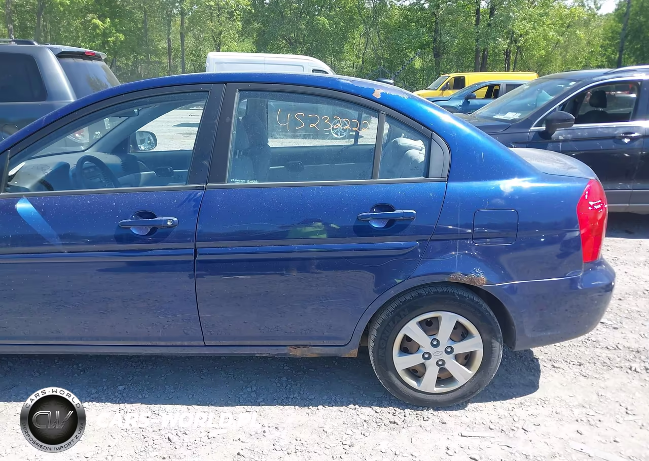 2010 Hyundai Accent Gls VIN:KMHCN4AC7AU525559 - 6