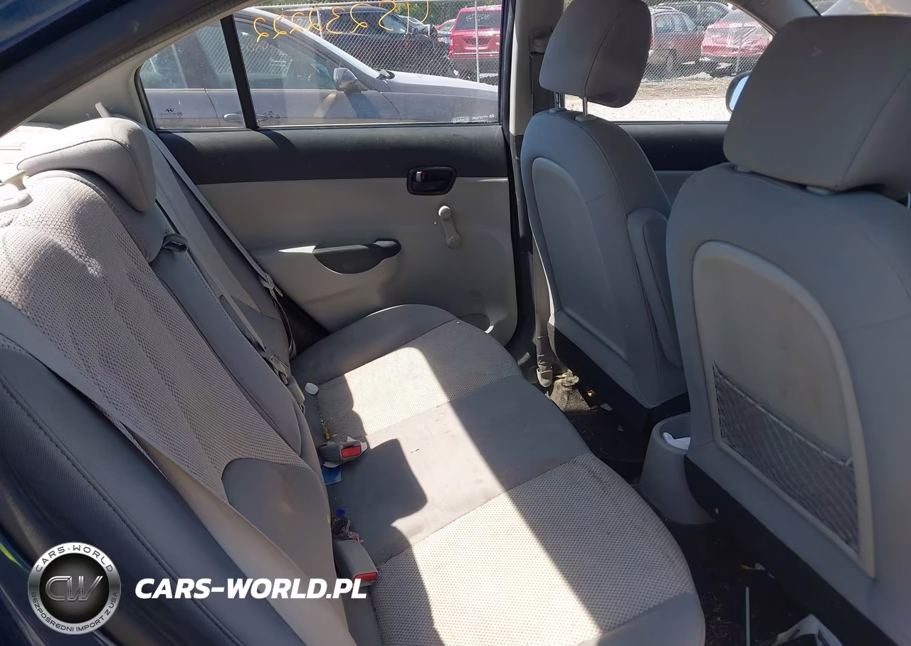 2010 Hyundai Accent Gls VIN:KMHCN4AC7AU525559 - 8