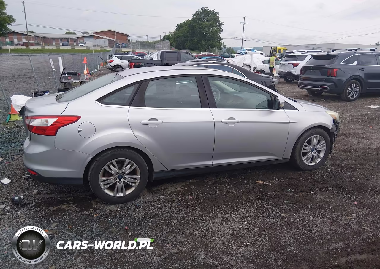 2012 Ford Focus Sel VIN:1FAHP3H23CL387948 - 13