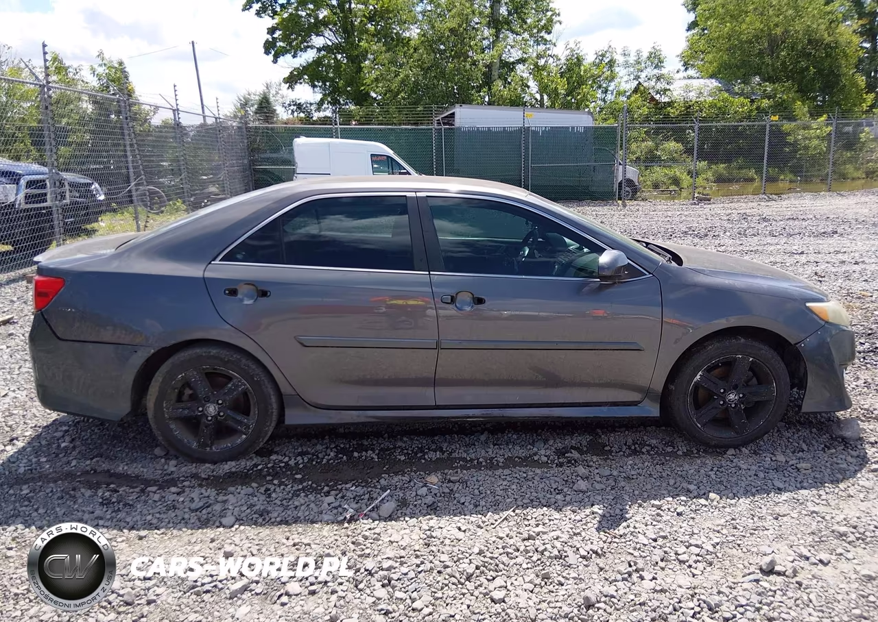 2013 Toyota Camry Se VIN:4T1BF1FK6DU252934 - 14