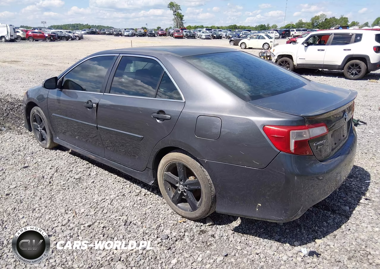 2013 Toyota Camry Se VIN:4T1BF1FK6DU252934 - 3