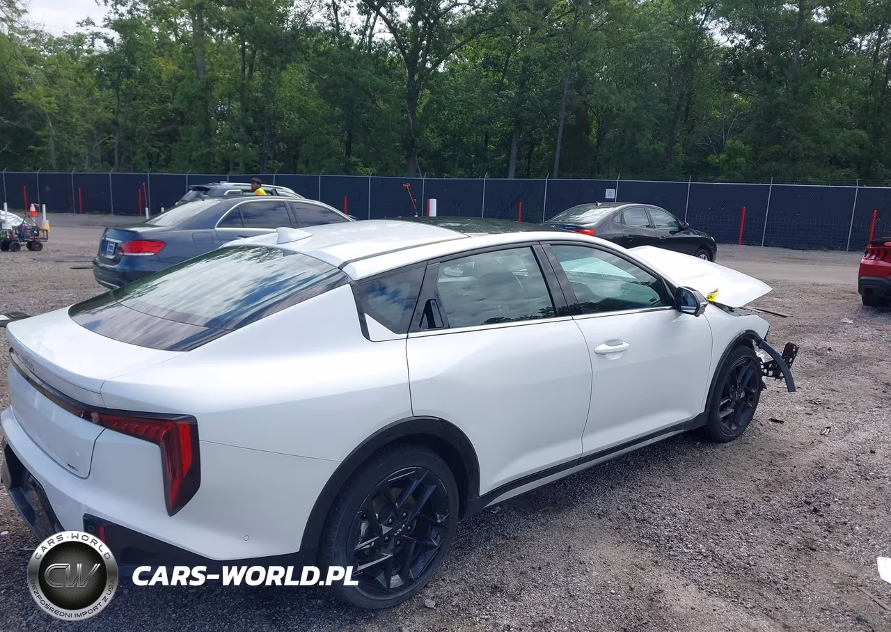 2025 Kia K4 Gt-Line Turbo VIN:3KPFW4DC6SE118892 - 4
