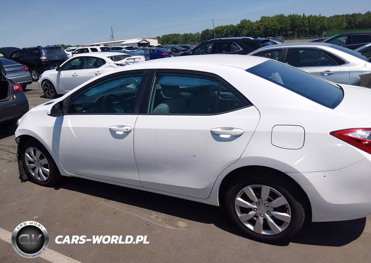 2016 Toyota Corolla Le VIN:2T1BURHE5GC513875 - 14
