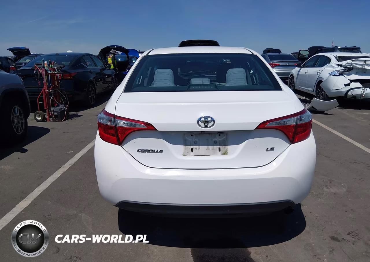 2016 Toyota Corolla Le VIN:2T1BURHE5GC513875 - 16